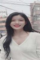 穿成女配三岁崽，靠败家带飞全家