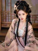 曾许她凤冠霞帔