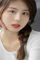 爬床后跑路，被冷面军官抓回亲哭