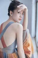 穿成落魄军官的恶毒前妻，被宠哭